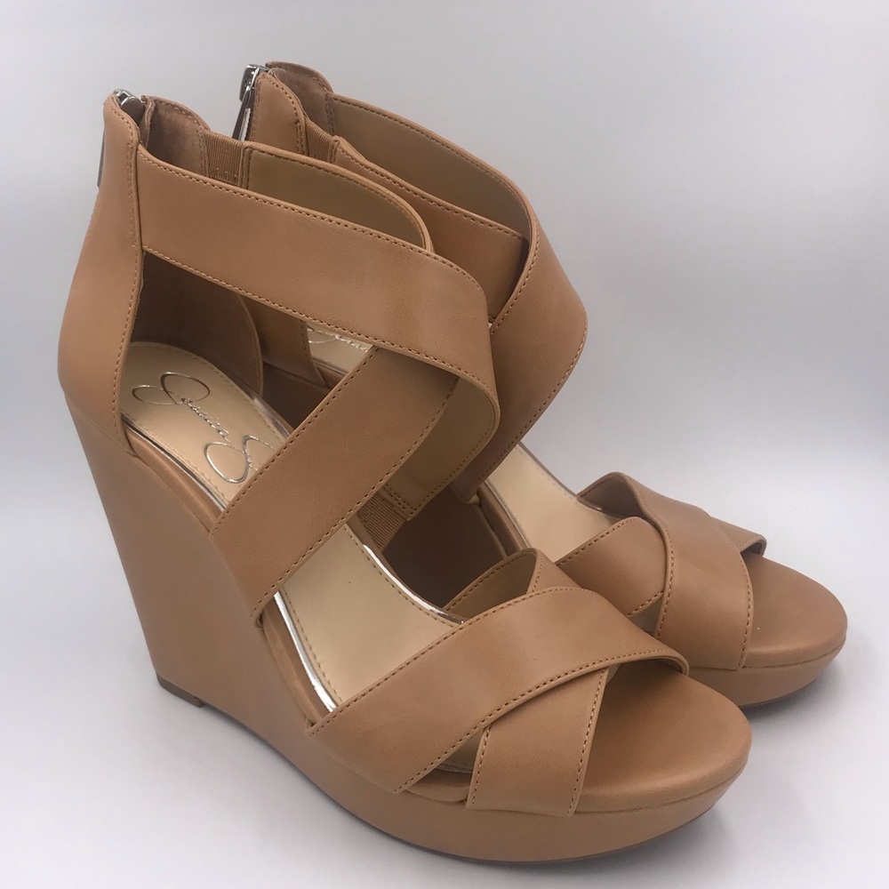 Size 8.5 5” tan wedge heeled sandals